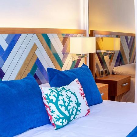 Cana Rock Condos Infinity Pool & Beach Suites Πούντα Κάνα Εξωτερικό φωτογραφία